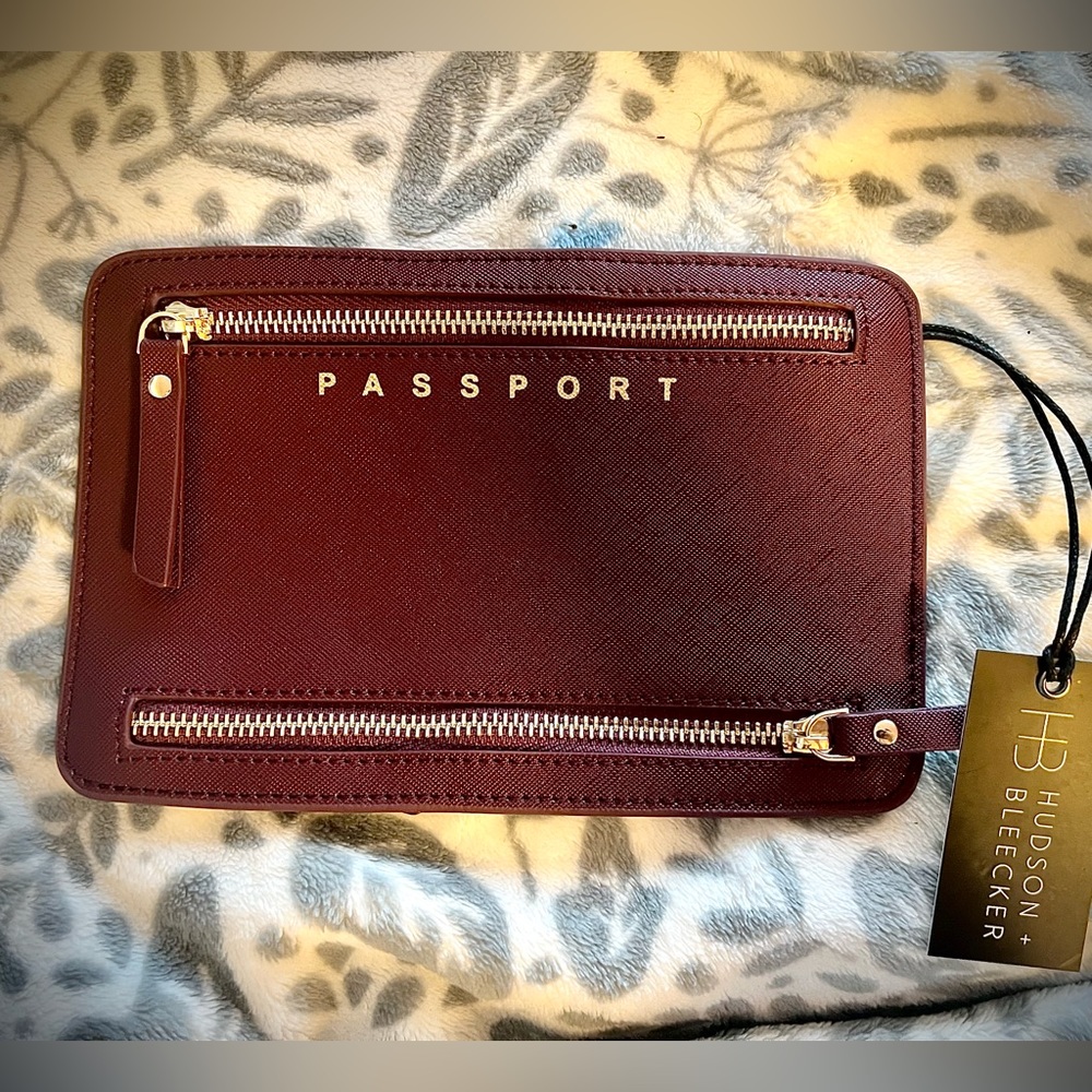 Hudson + Bleecker passport + currency holder for travel